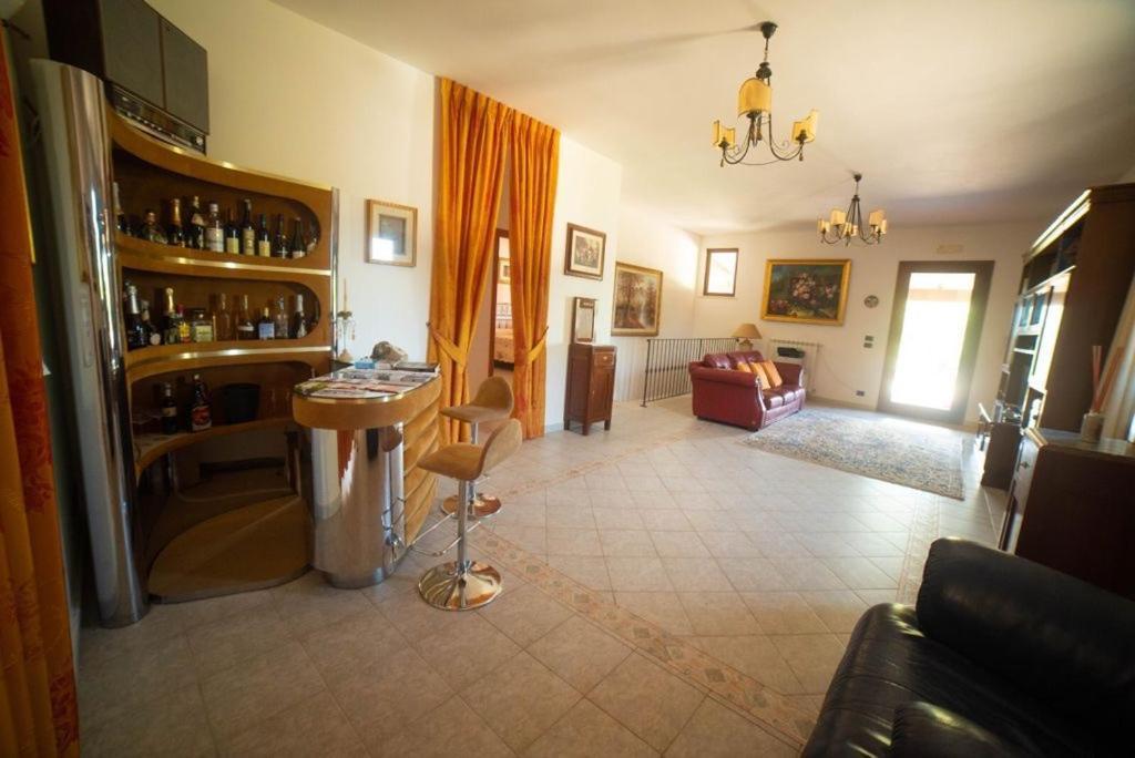 Villa Patrizia-Luxury Villa Mottola Luaran gambar