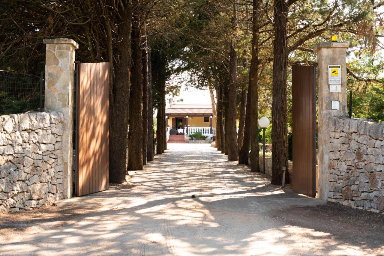 Villa Patrizia-Luxury Villa Mottola Luaran gambar